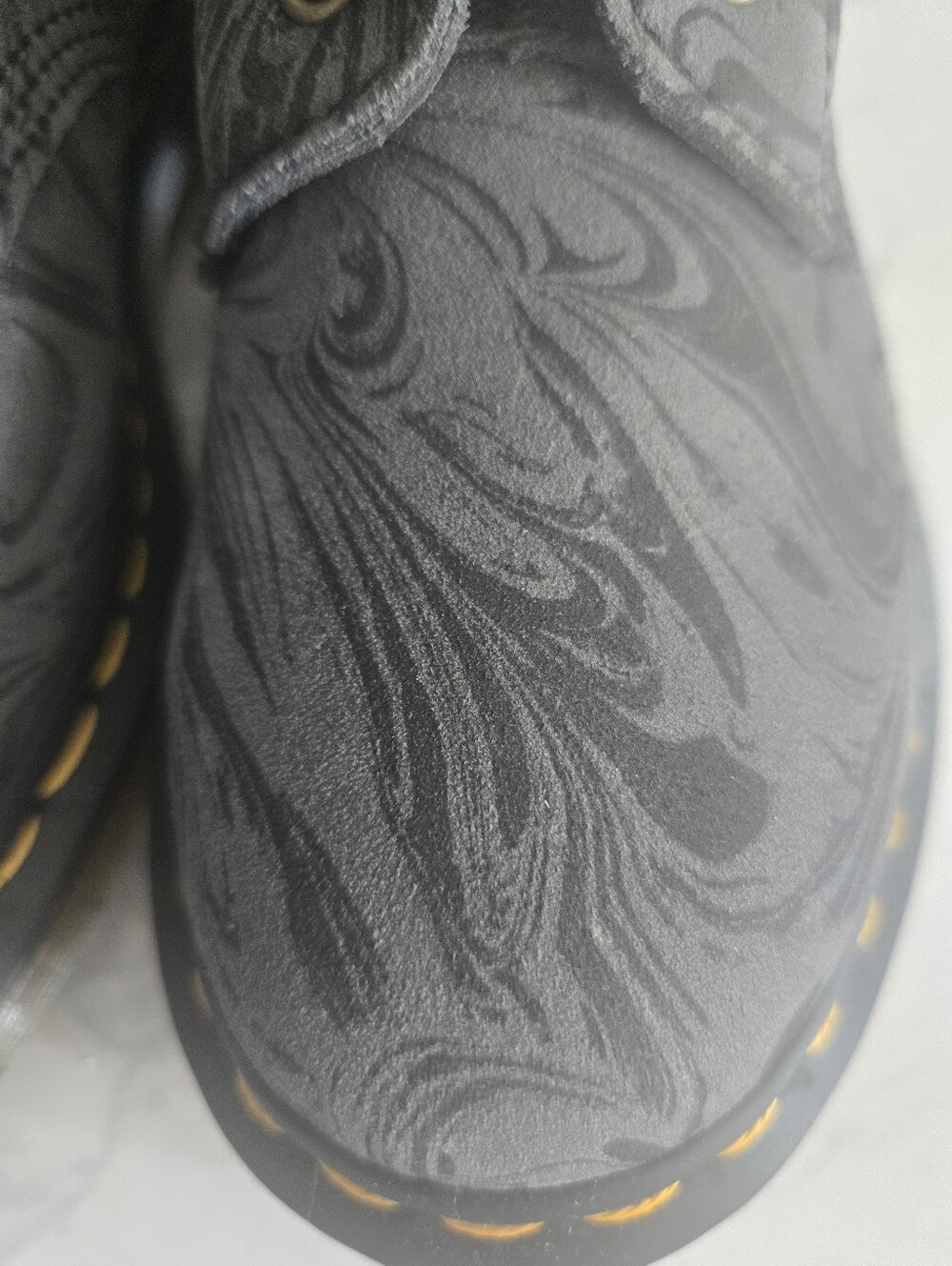 NEW!! Dr Martens Black & Grey Swirl Pattern Suede Boot. Size 8.  MAKE OFFER! - Picture 8 of 11
